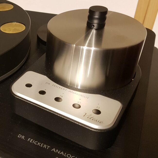 Dr. Feickert Analogue Vitesse Turntable Motor with Integrated Control